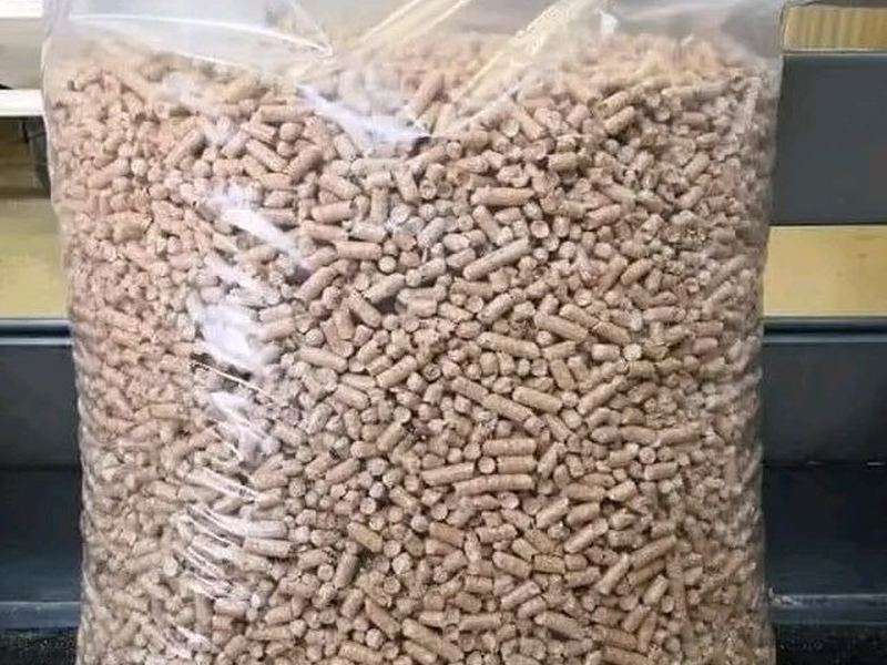 Bulk wood pellets